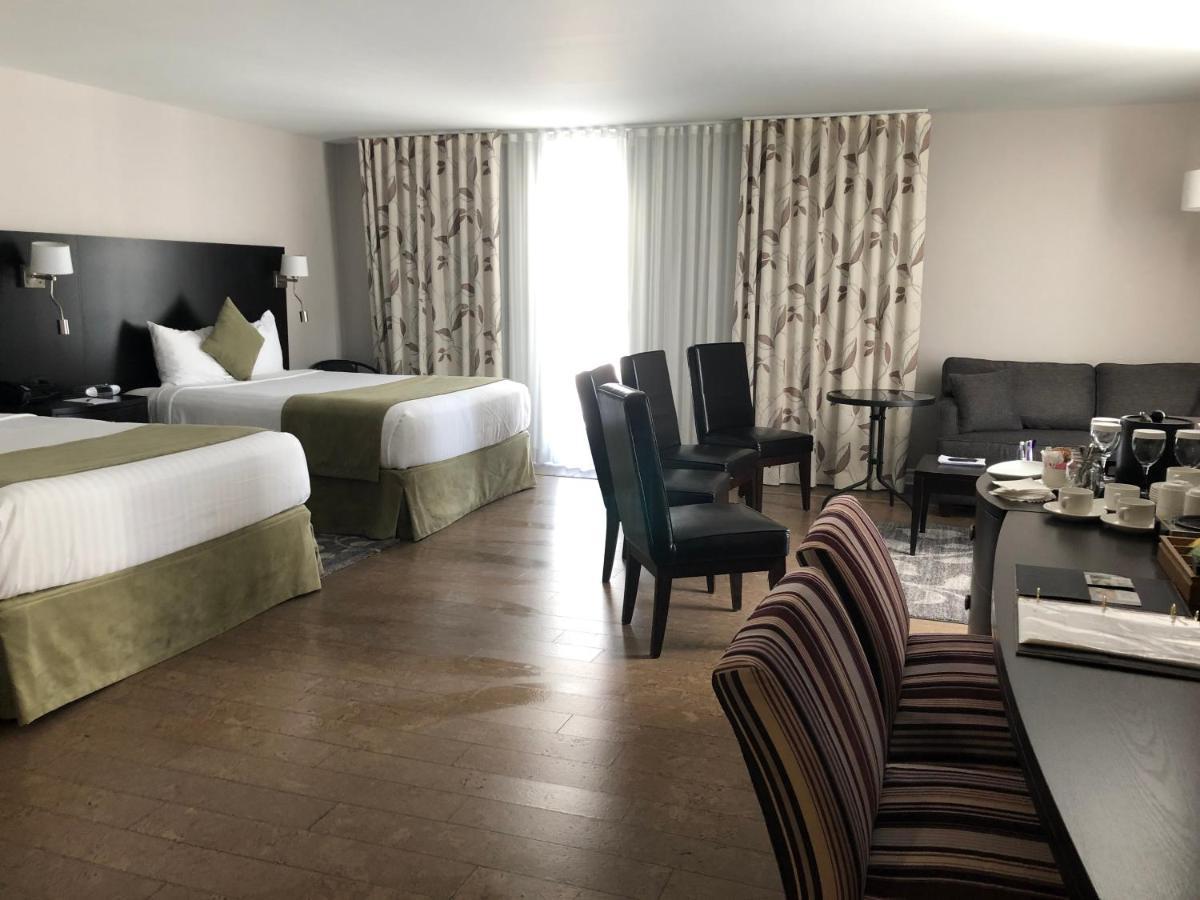 Auberge Des Gallant Rigaud Εξωτερικό φωτογραφία